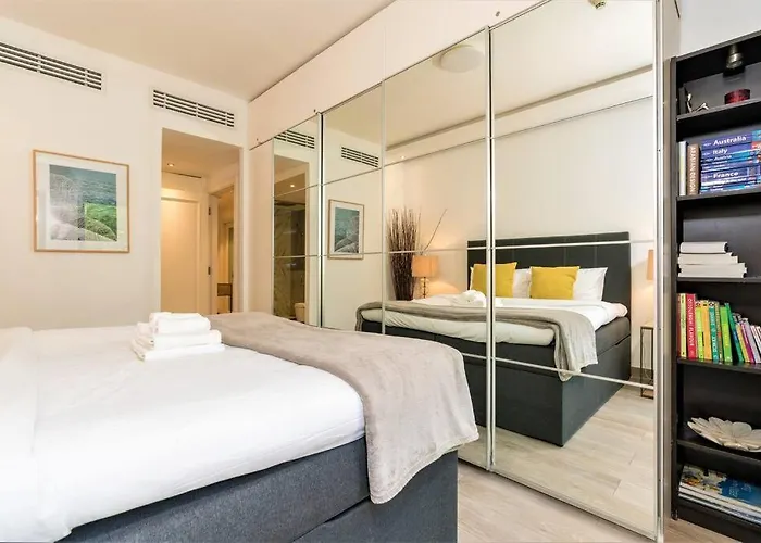 Luxury & Style With Terrace & View Downtown Dubai
